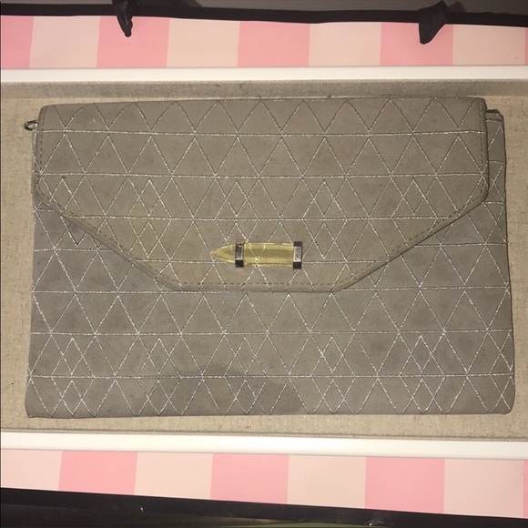 Stella & Dot Westwood scarf, metallic vegan clutch - Picture 7 of 8